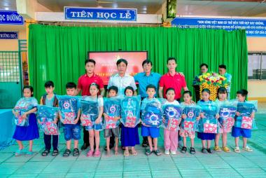 VIBO & Đại Lý Bùi Minh Khôn – Chung Tay Vì Tương Lai Trẻ Em Địa Phương